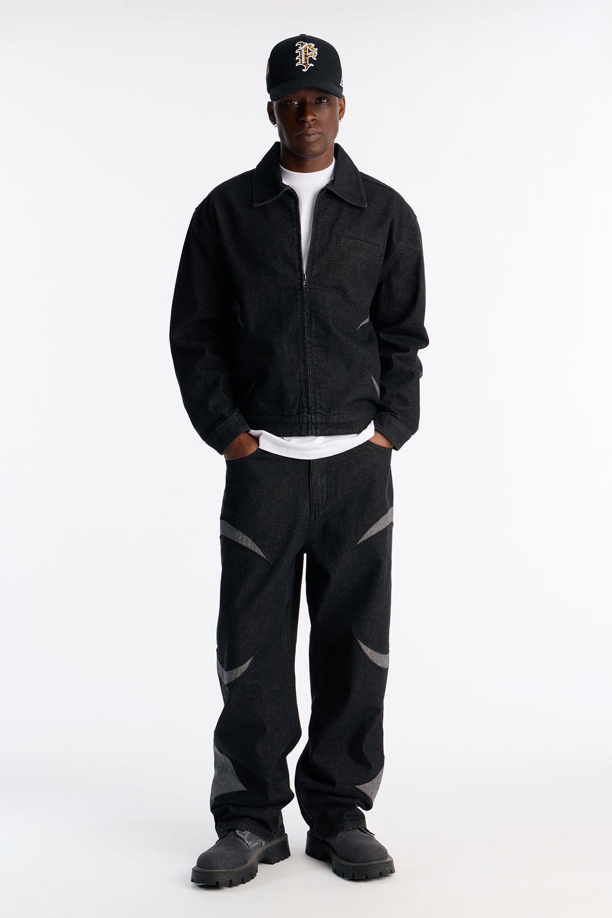 Baggy Crescent Jean - Black