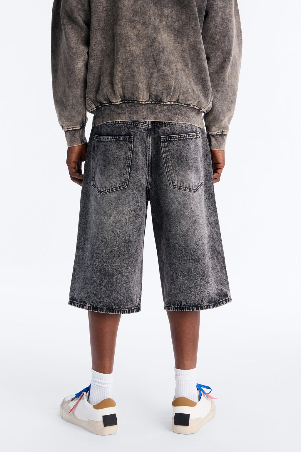 Baggy Embossed Linez Denim Short - Acid Wash Black