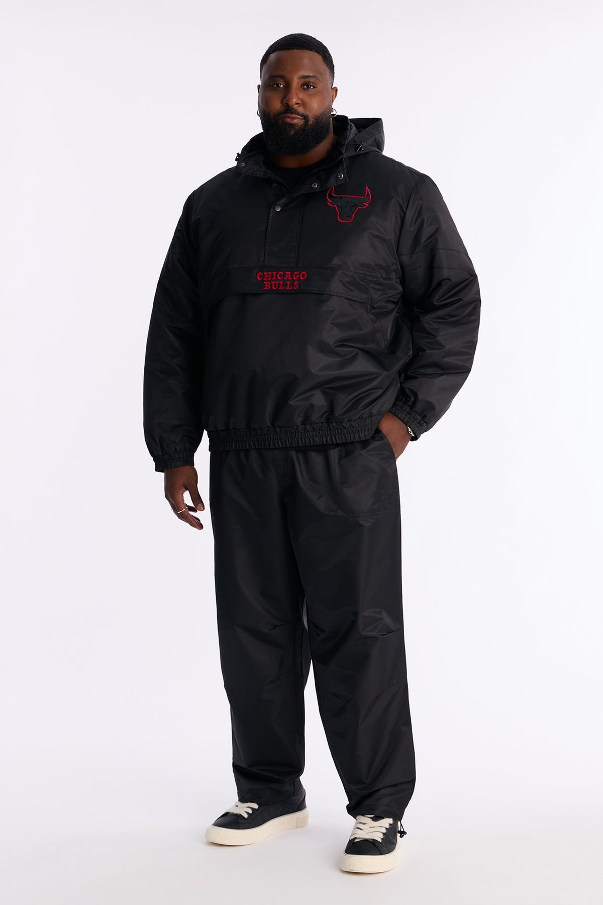 Bulls Black Out Pant - Black