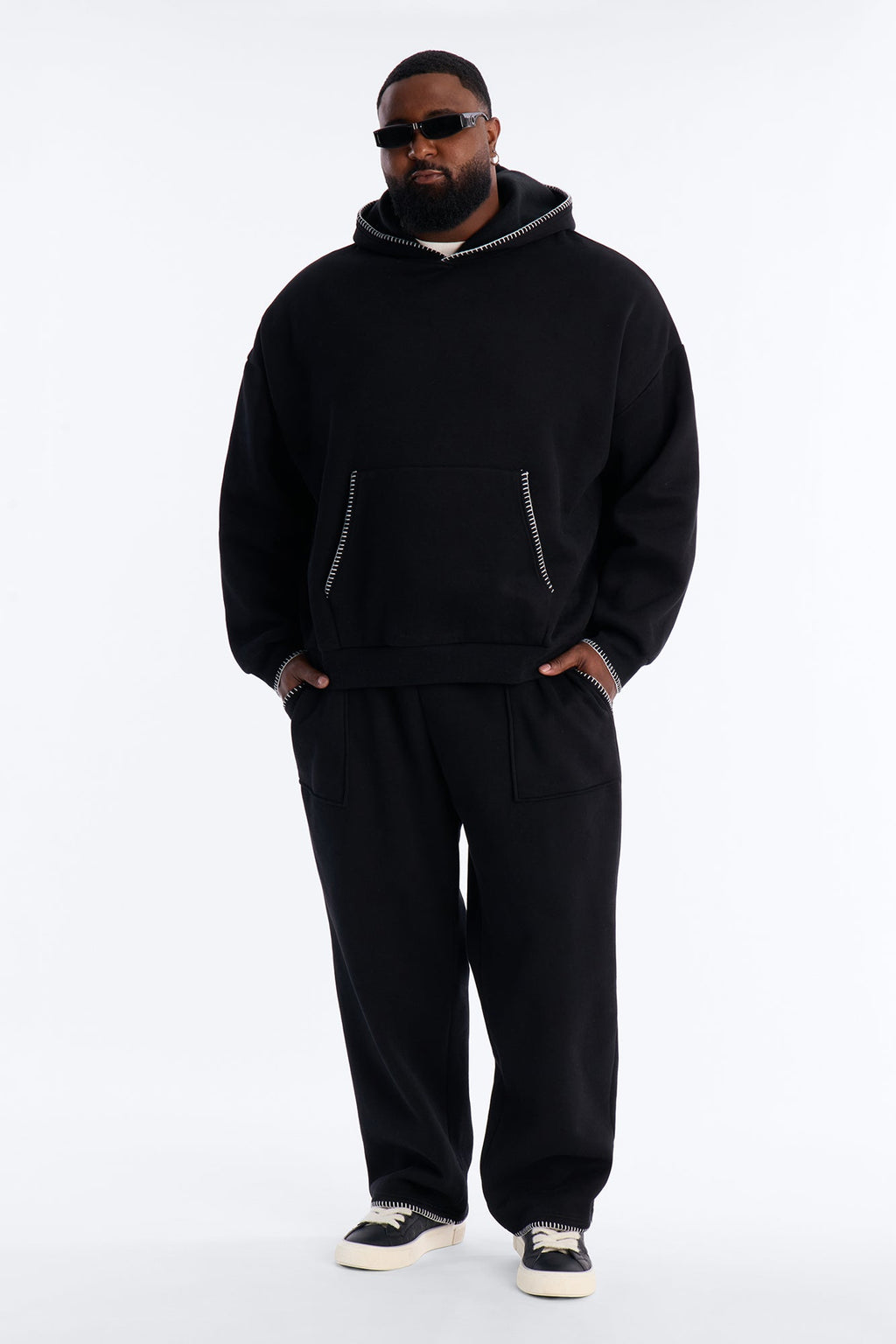 Straight Contrast Blanket Stitch Sweatpants - Black