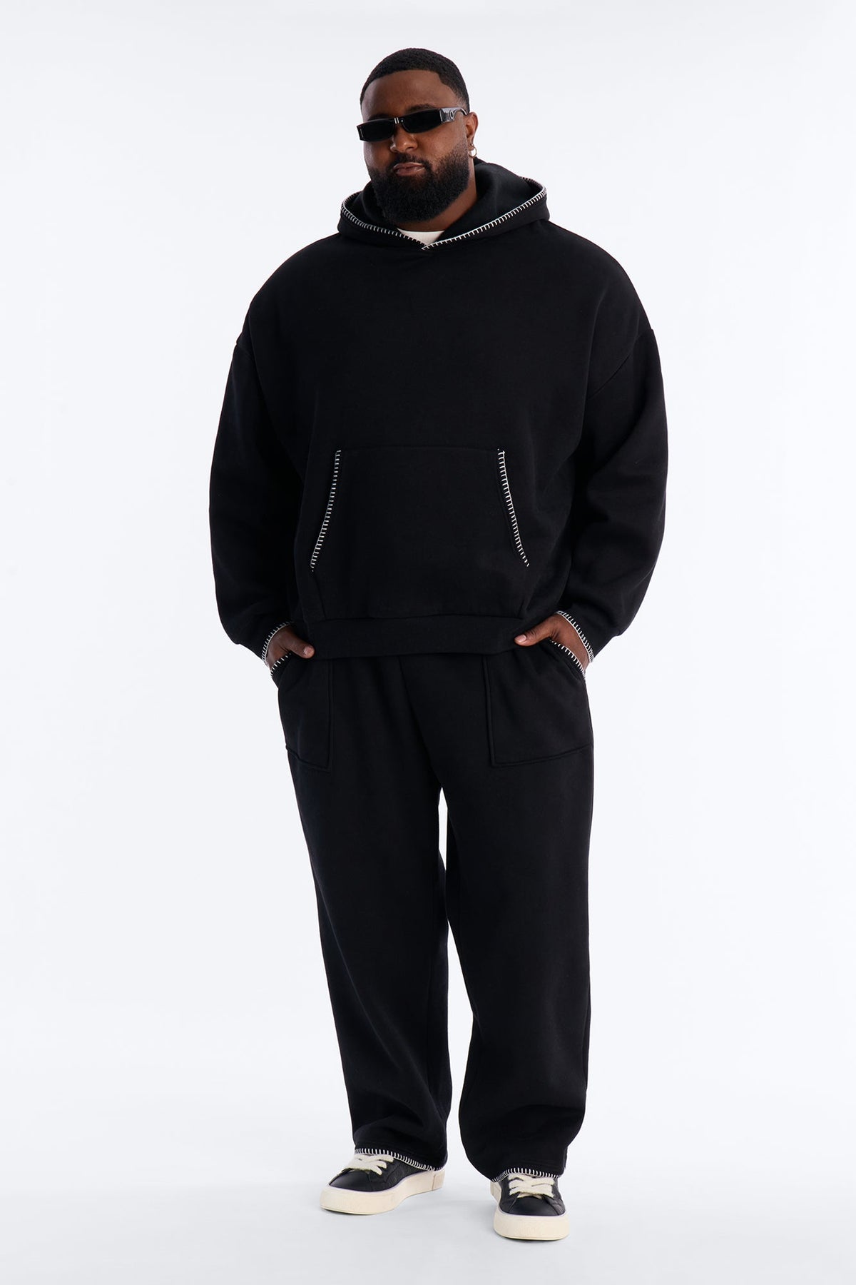 Straight Contrast Blanket Stitch Sweatpants - Black