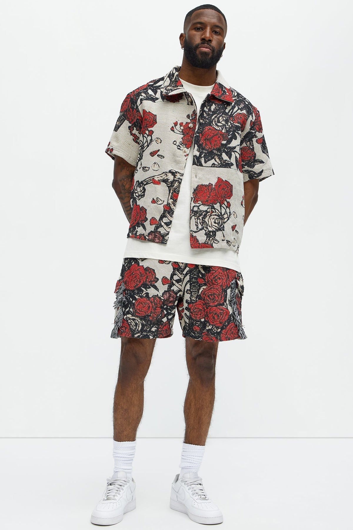 Petals Tapestry Shorts - Red/combo