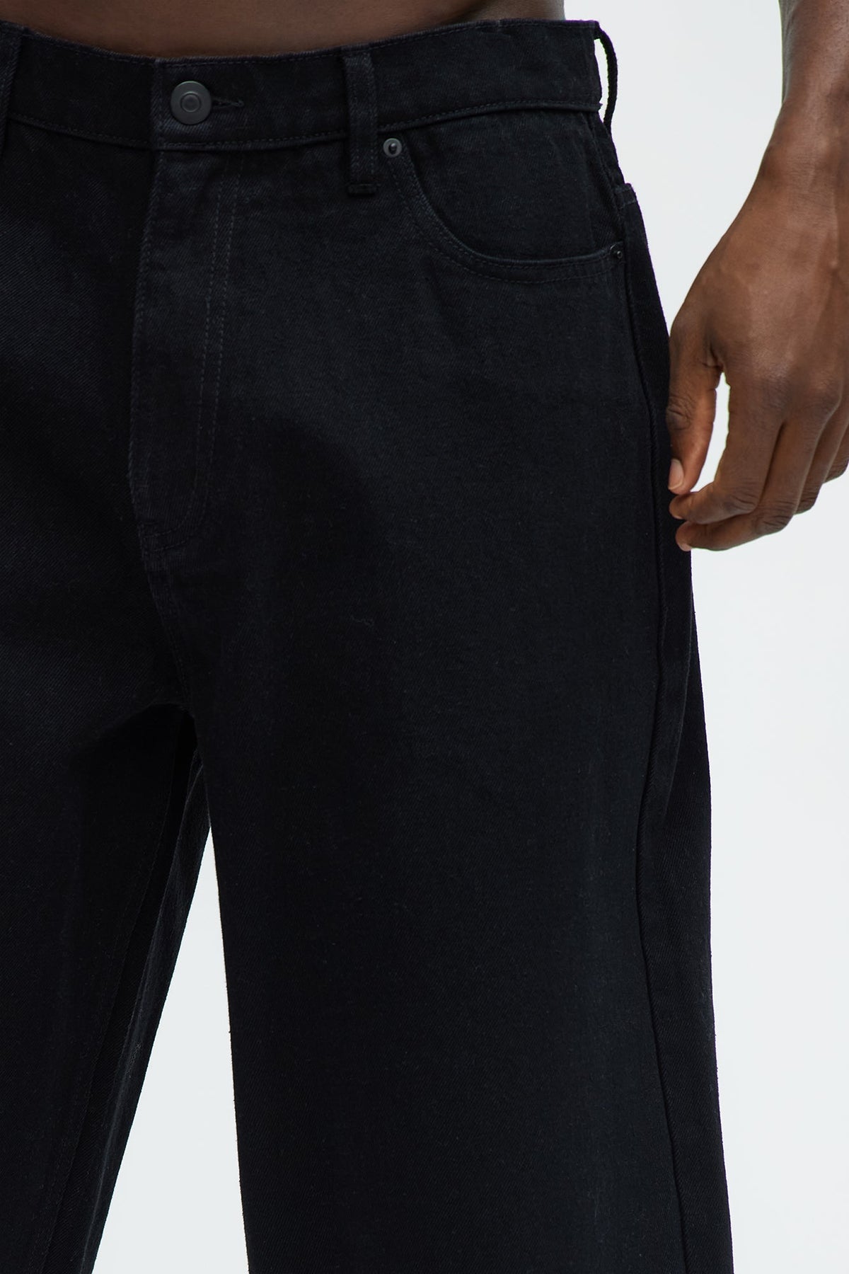 Colin Baggy Denim Short - Black