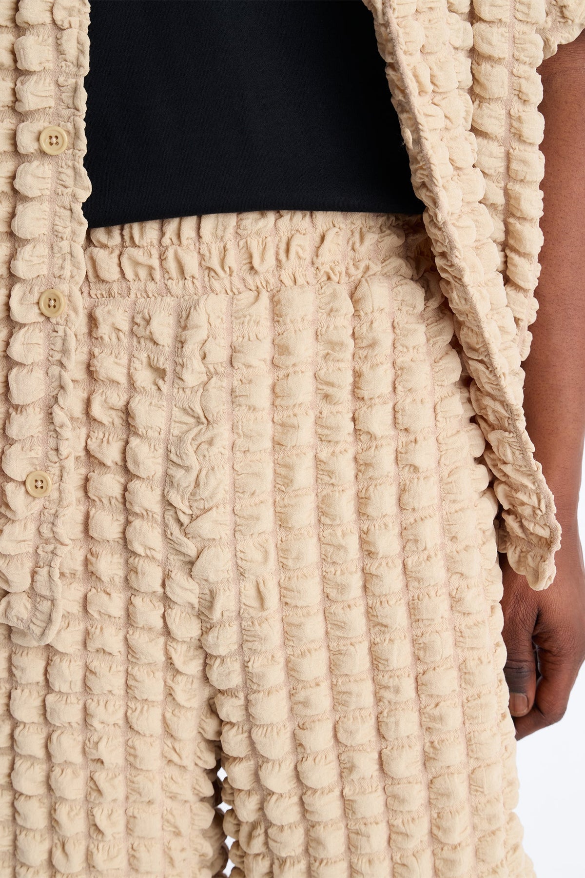 Relaxed Effervesce Textured Short - Tan