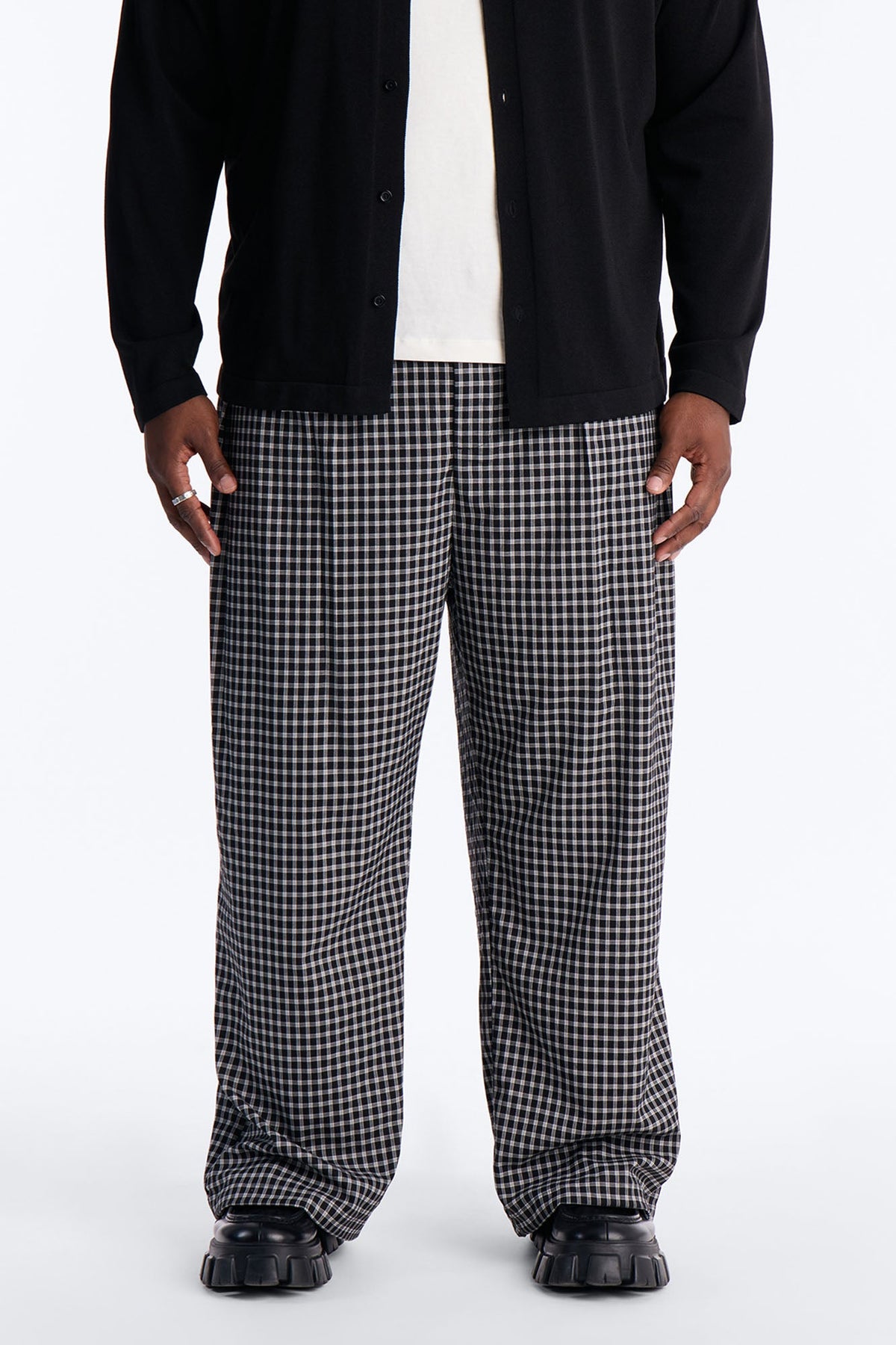 Wide Leg Pleated Downtown London Trouser - Black