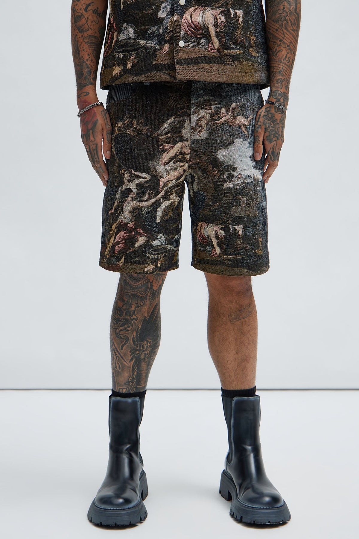 Cassiel Tapestry Shorts - Multi Color