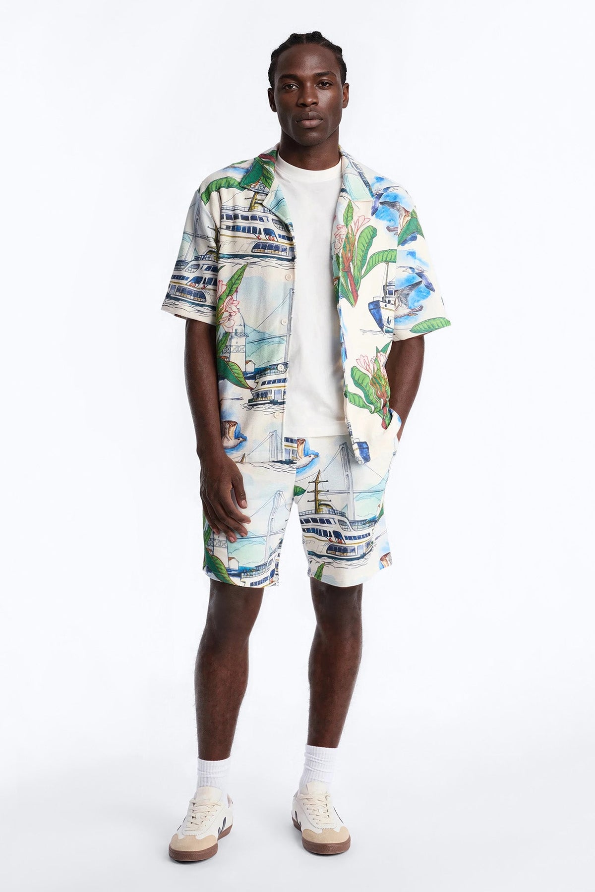 Relaxed Portofino Vista Short - Multi Color