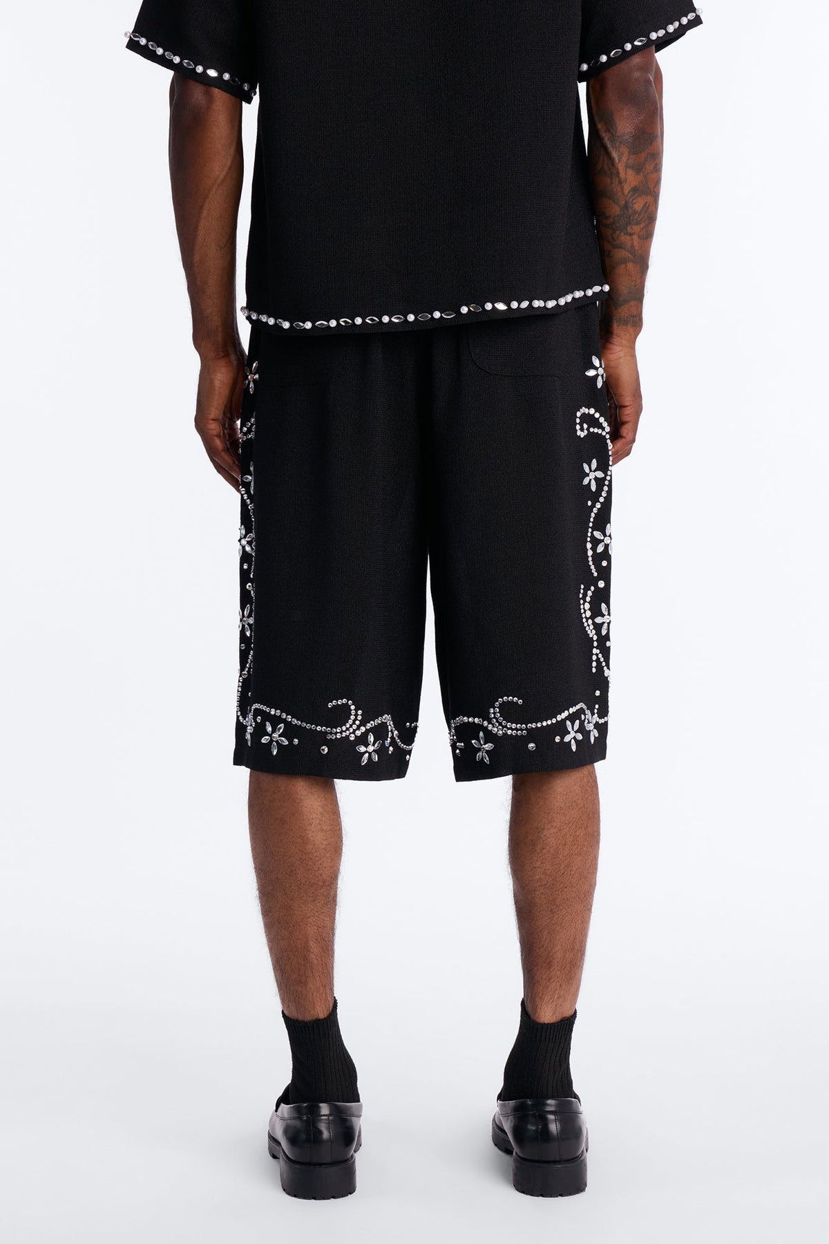 Baggy Wanderlust Pearl Journey Short - Black