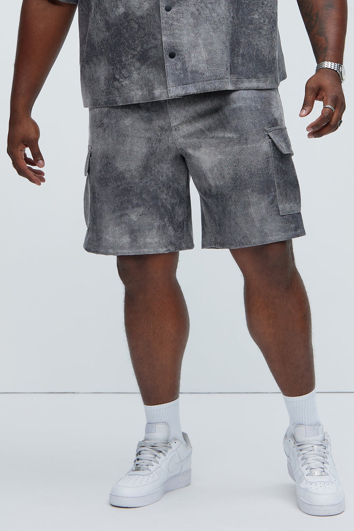 Manor Distressed Shorts - Grey