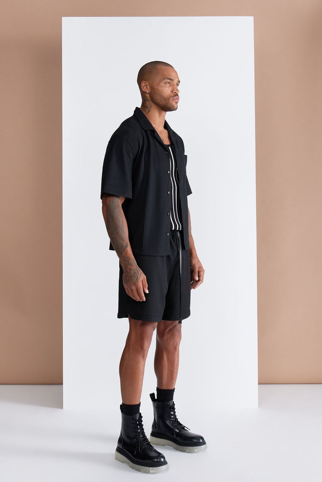 Show Up Short Sleeve Cuban Shirt - Black