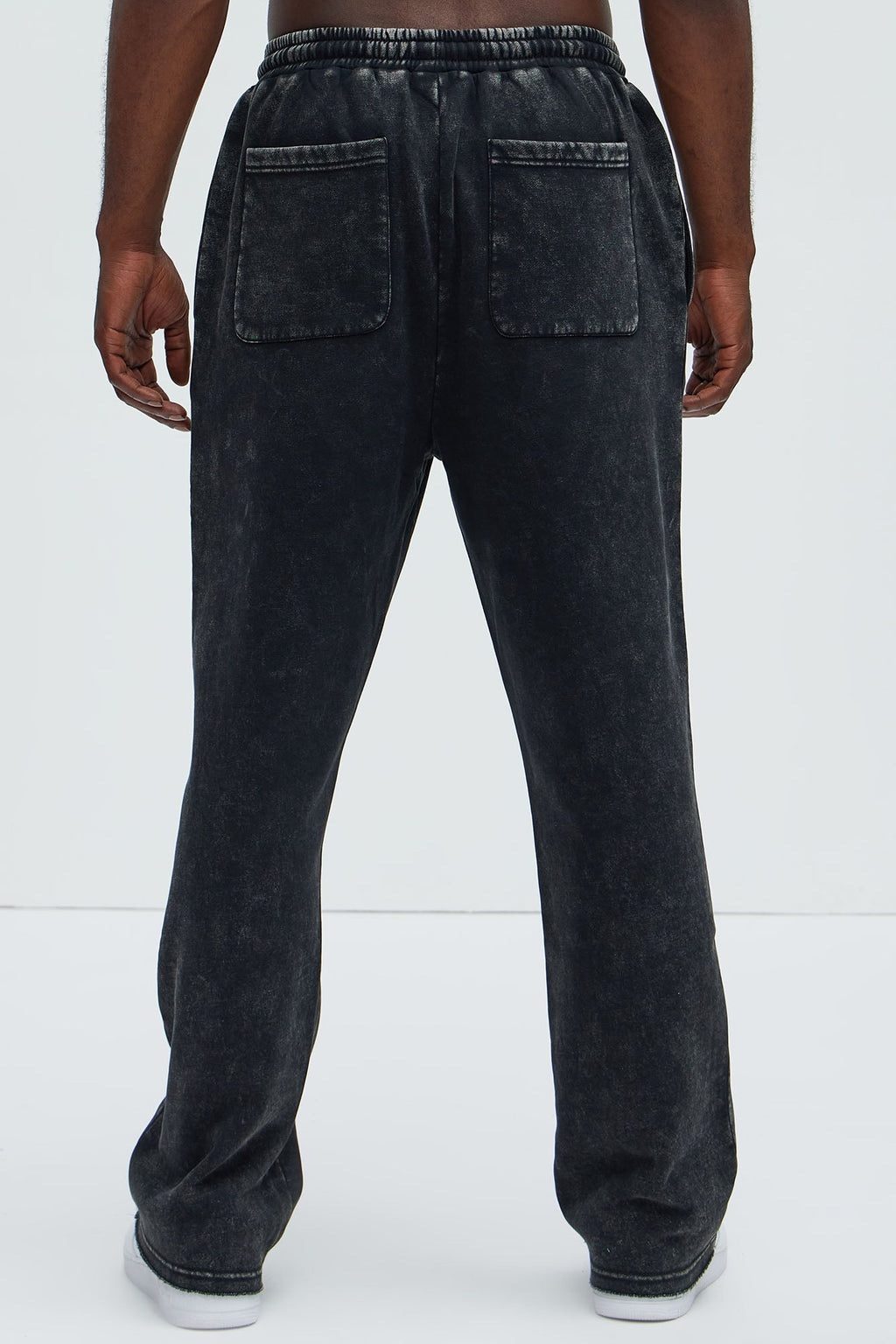 Tyson Frayed Seams Sweatpants - Black