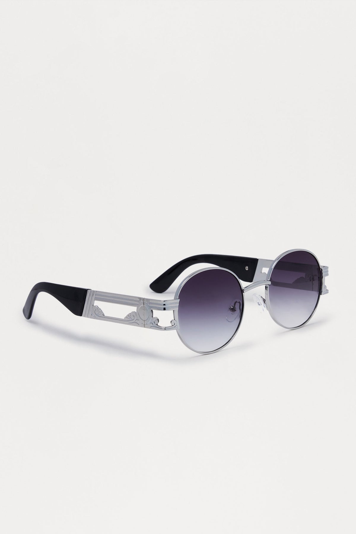 Sleek Oval Metal Frame Sunglasses - Black/Silver