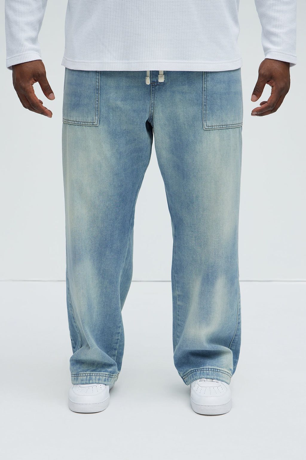 Tahir Relaxed Straight Jeans - Light Wash