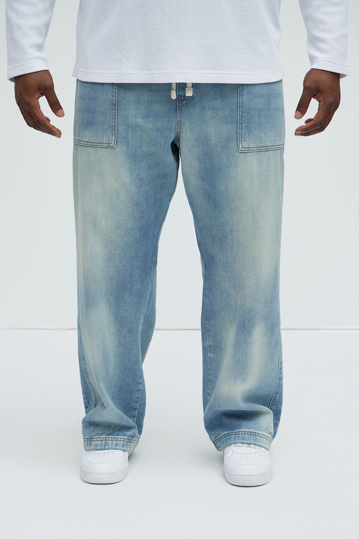 Tahir Relaxed Straight Jeans - Light Wash