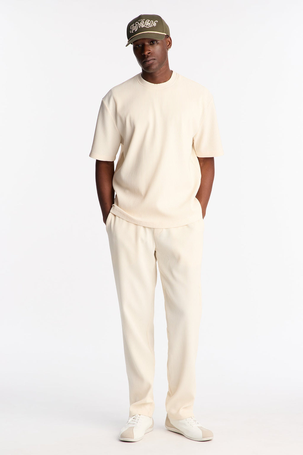 Show Up Slim Slit Pants - Off White