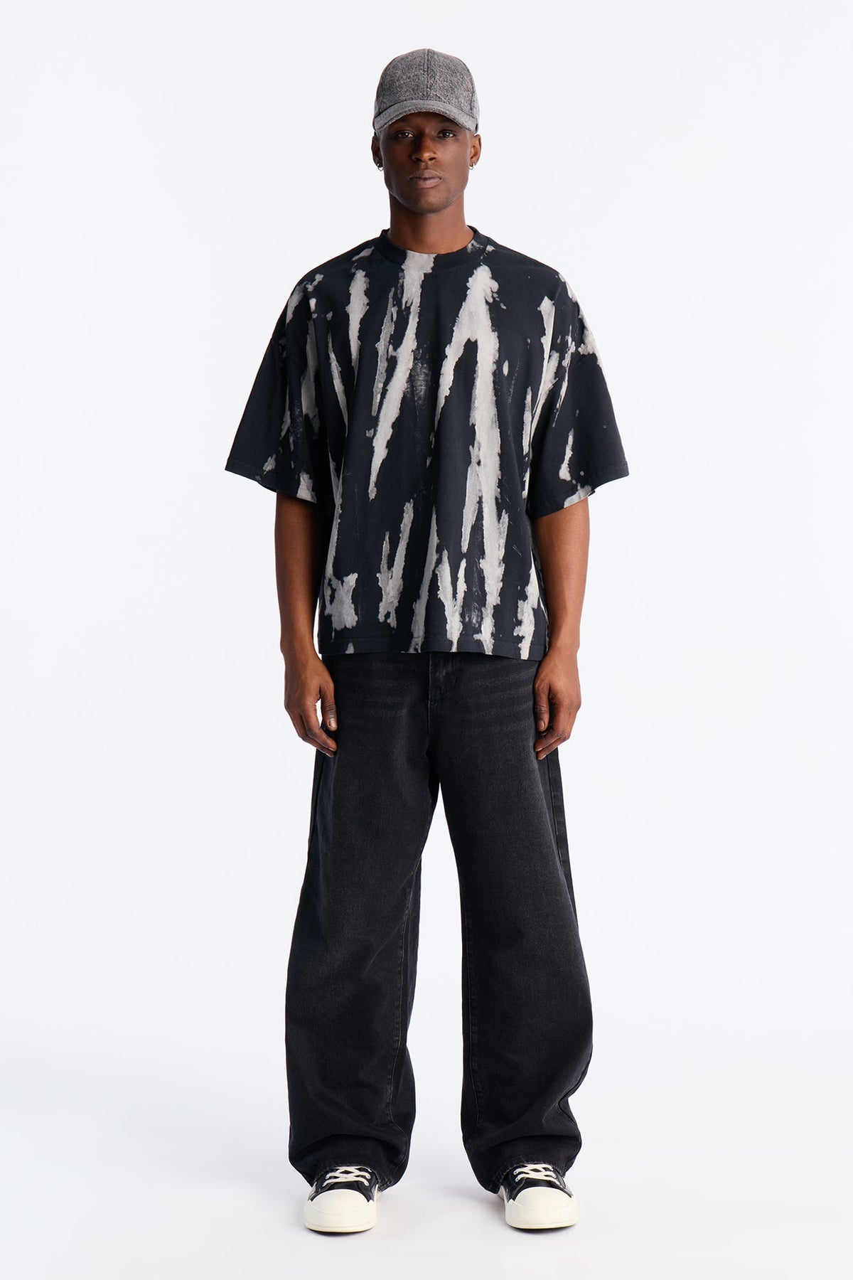 Boxy Brushstroke Tee - Black