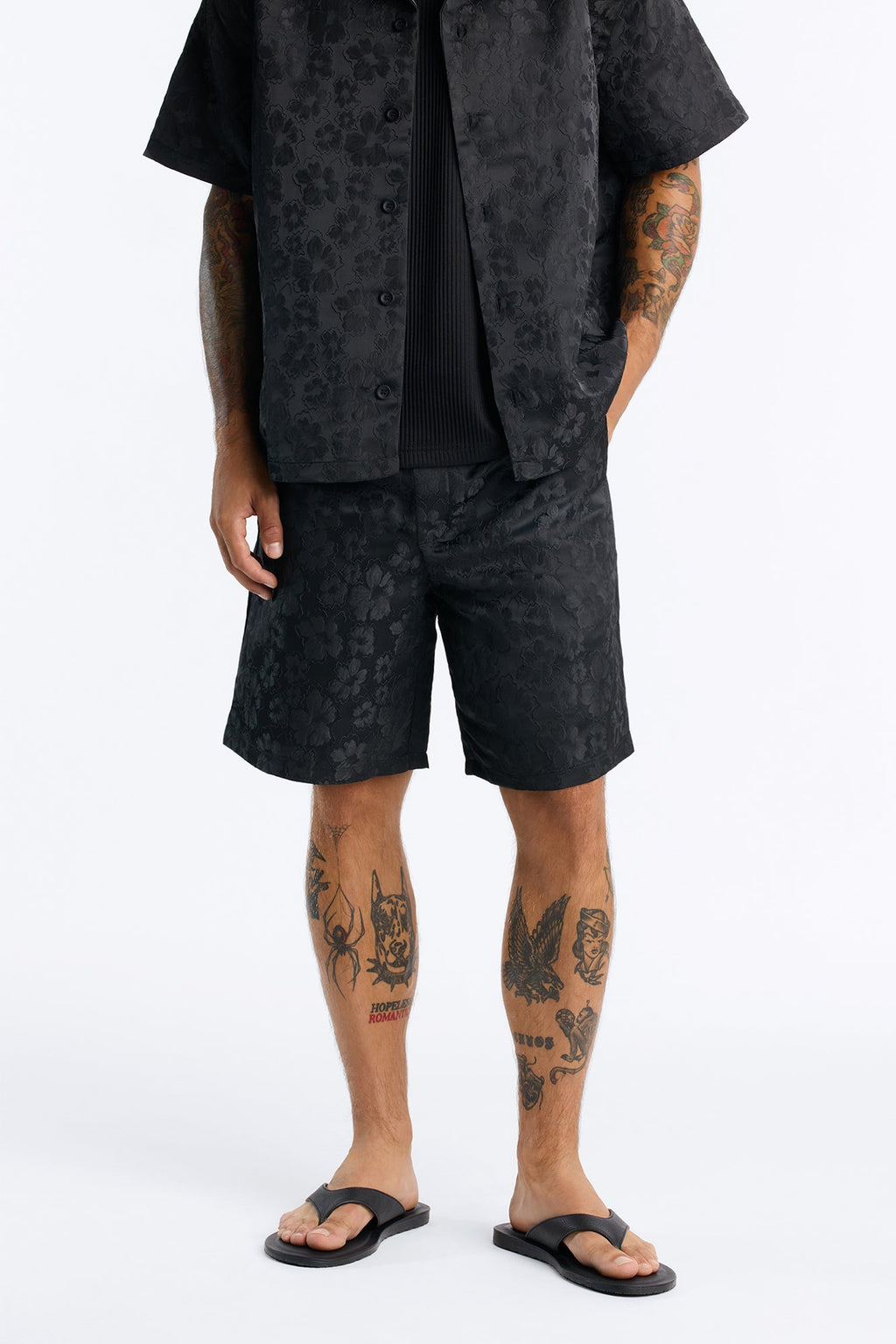 Lotto Floral Relaxed Short - Black